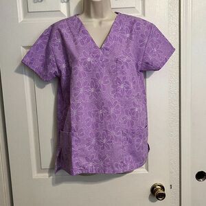 Samantha Mara Purple Floral Scrub Top Size Medium